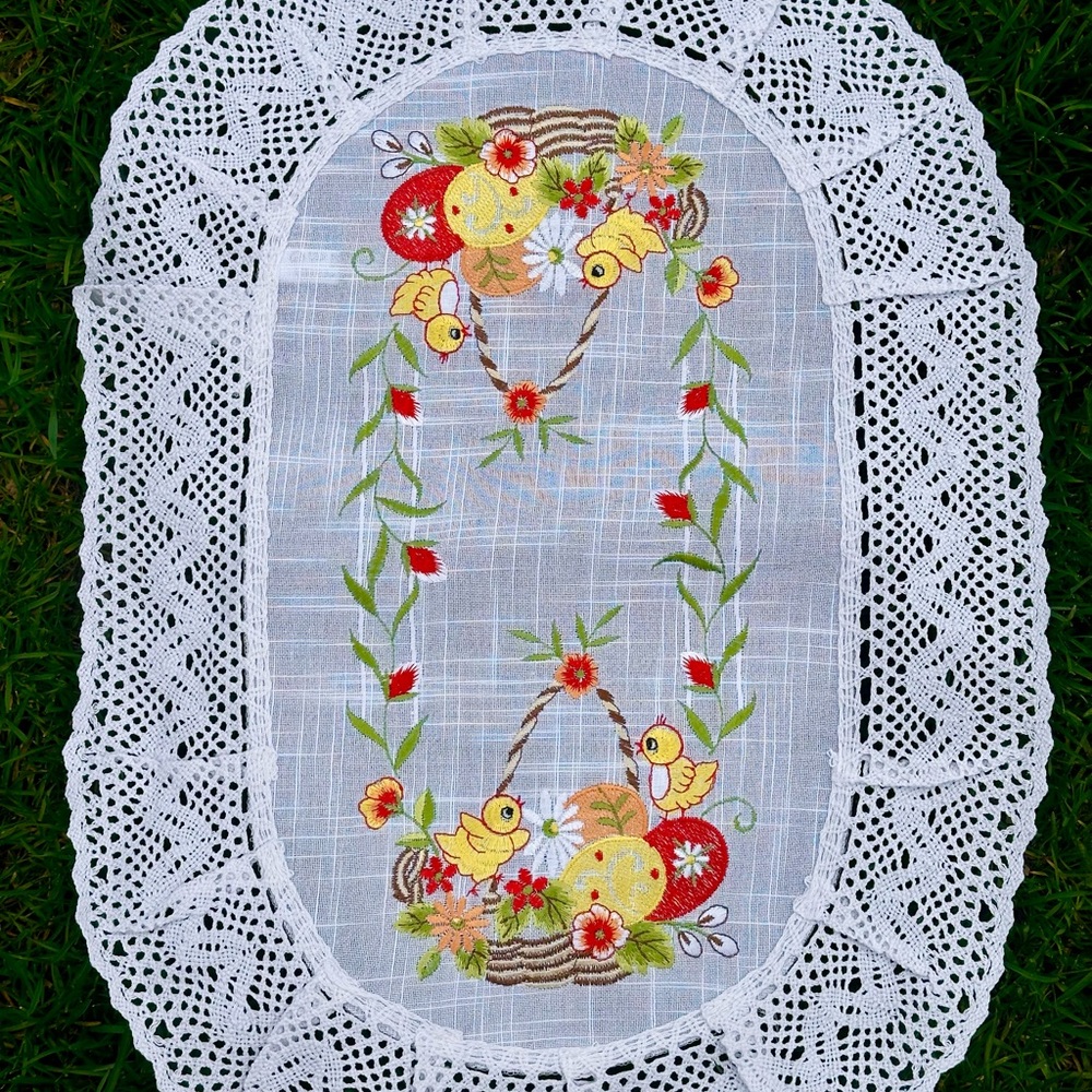 Ukrainian machine-embroidered Easter Basket Cover, Rushnyk Ukraine, US 45*60 cm - Picture 1 of 5